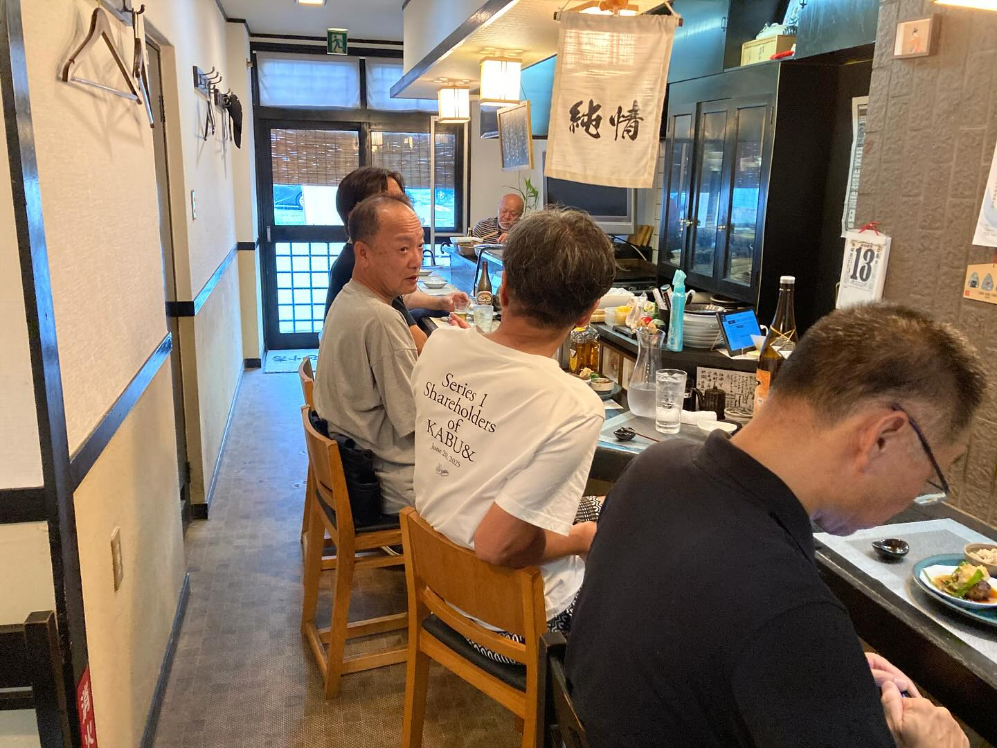 本日はカウンター満席になりました！